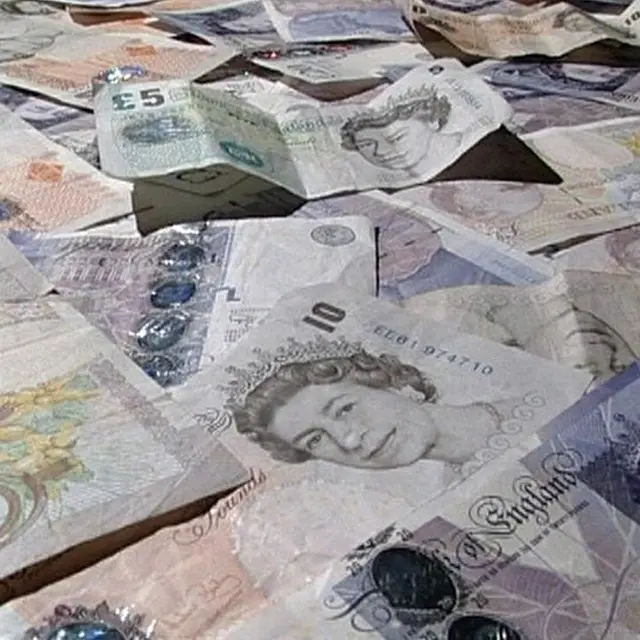 Crystal Clean Windows accepts cash payments for professional window cleaning services in Wisbech and Parson Drove.